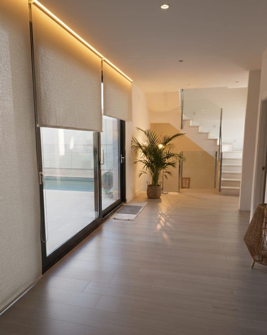 3 makuuhuone Huvila myytävänä paikassa Albacete kaupunki mukana uima-altaan 
autotalli - 850 000 € (Ref: 9723679)