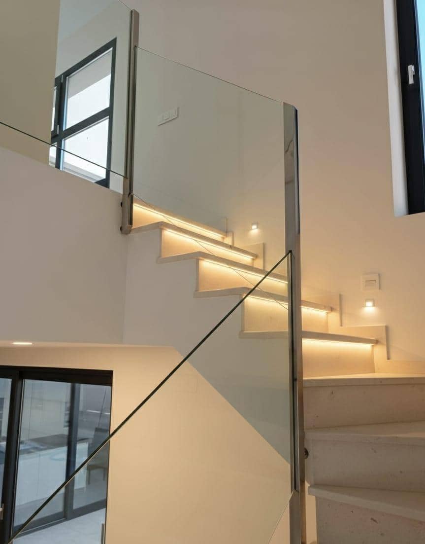 3 makuuhuone Huvila myytävänä paikassa Albacete kaupunki mukana uima-altaan 
autotalli - 850 000 € (Ref: 9723679)