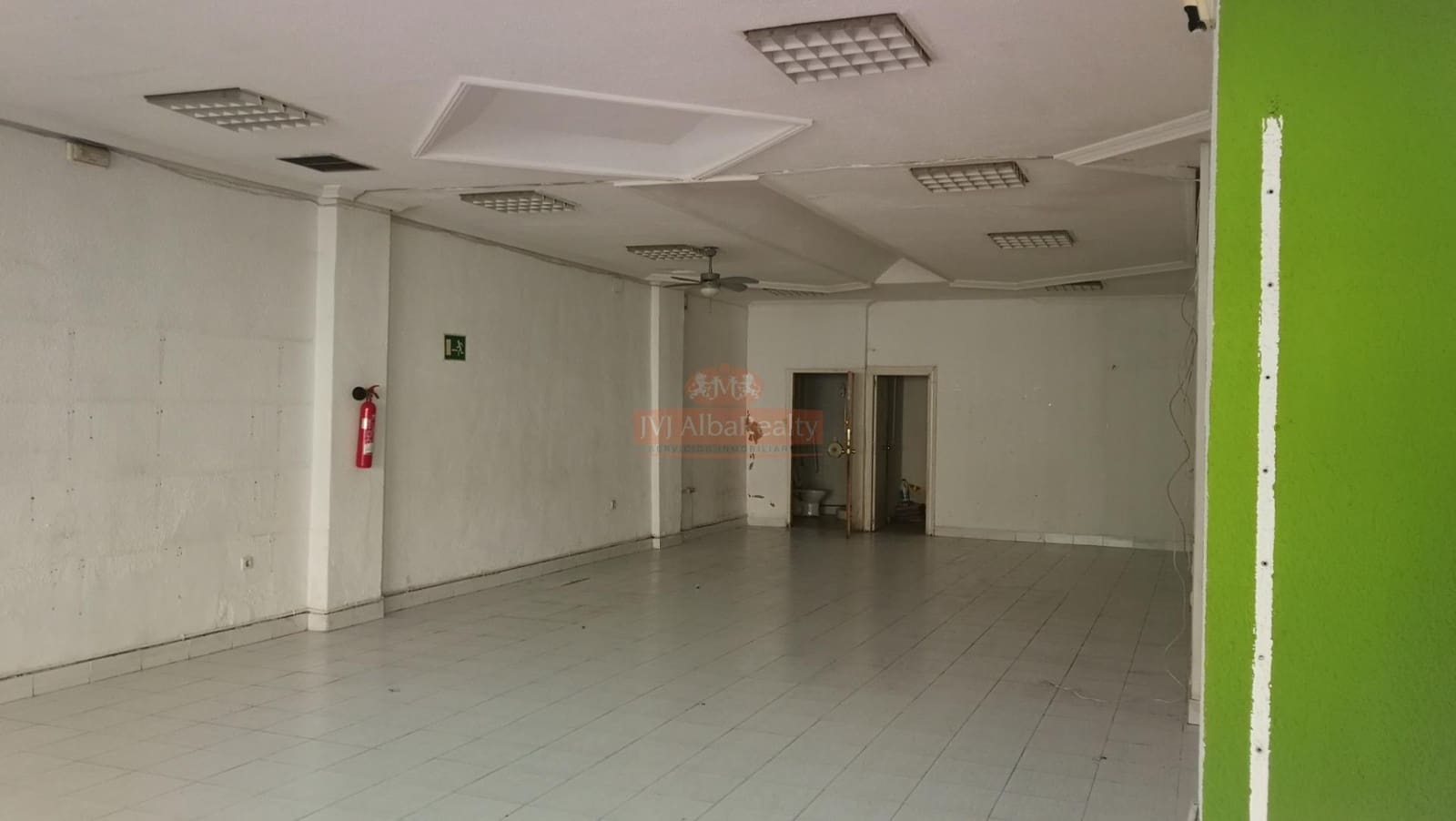 Commercial for rent in Albacete city - € 600 (Ref: 9723681)