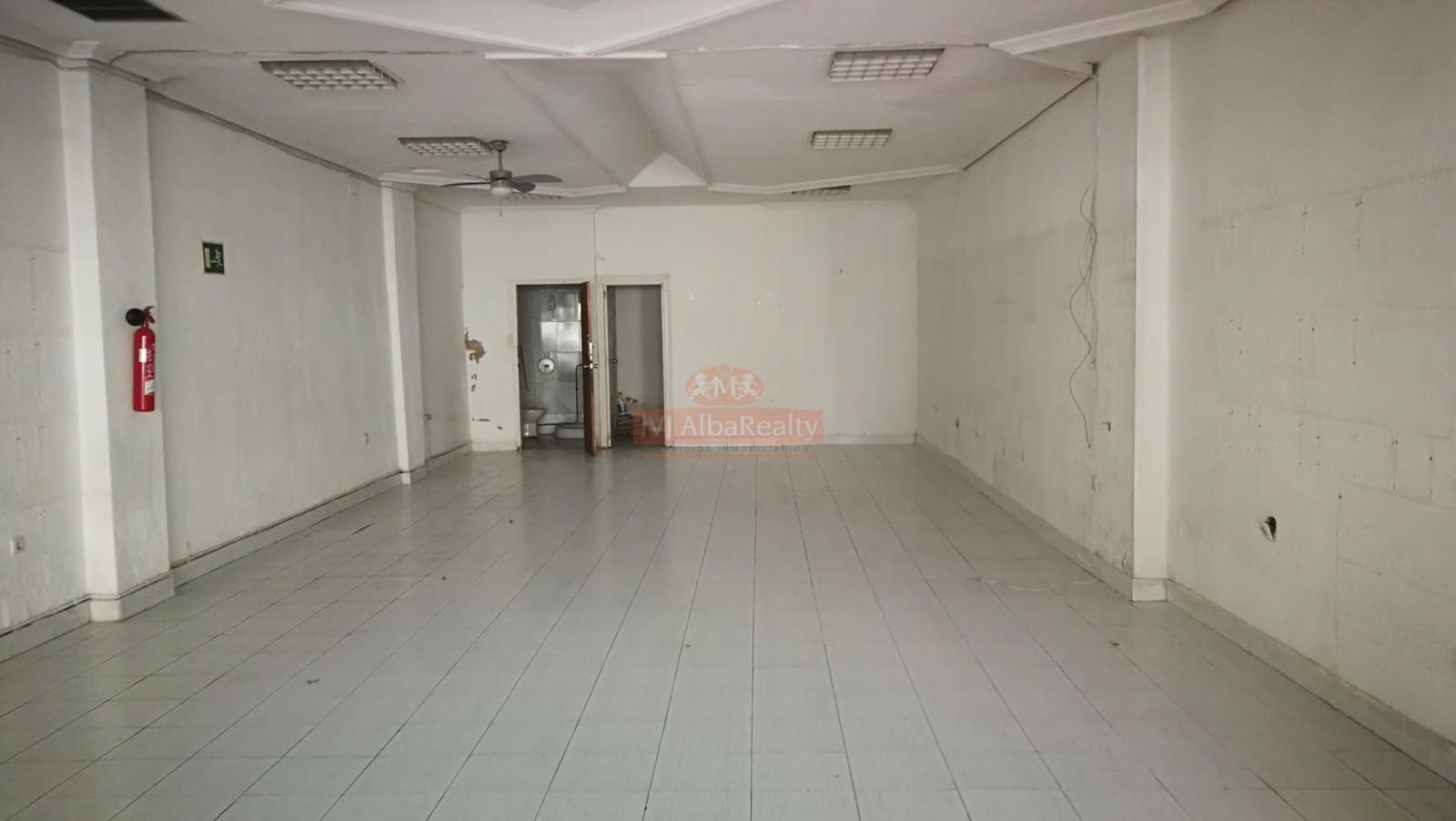 Commercial for rent in Albacete city - € 600 (Ref: 9723681)