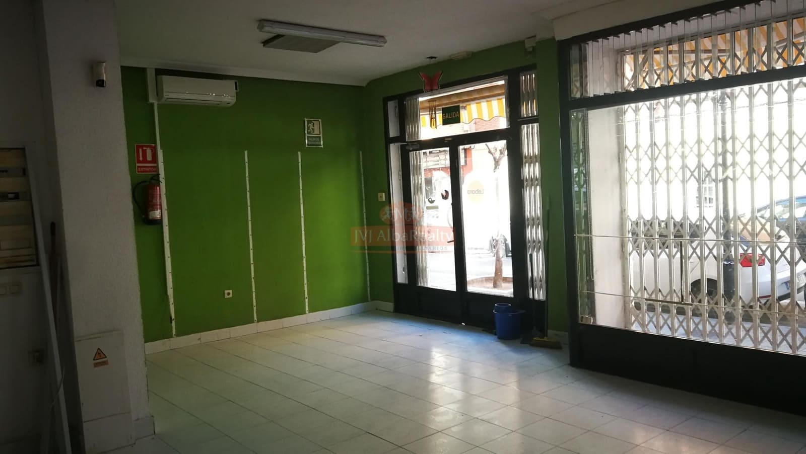 Commercial for rent in Albacete city - € 600 (Ref: 9723681)