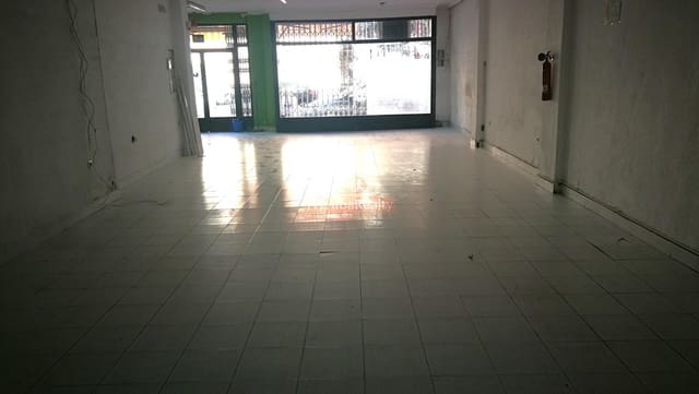 Commercial for rent in Albacete city - € 600 (Ref: 9723681)