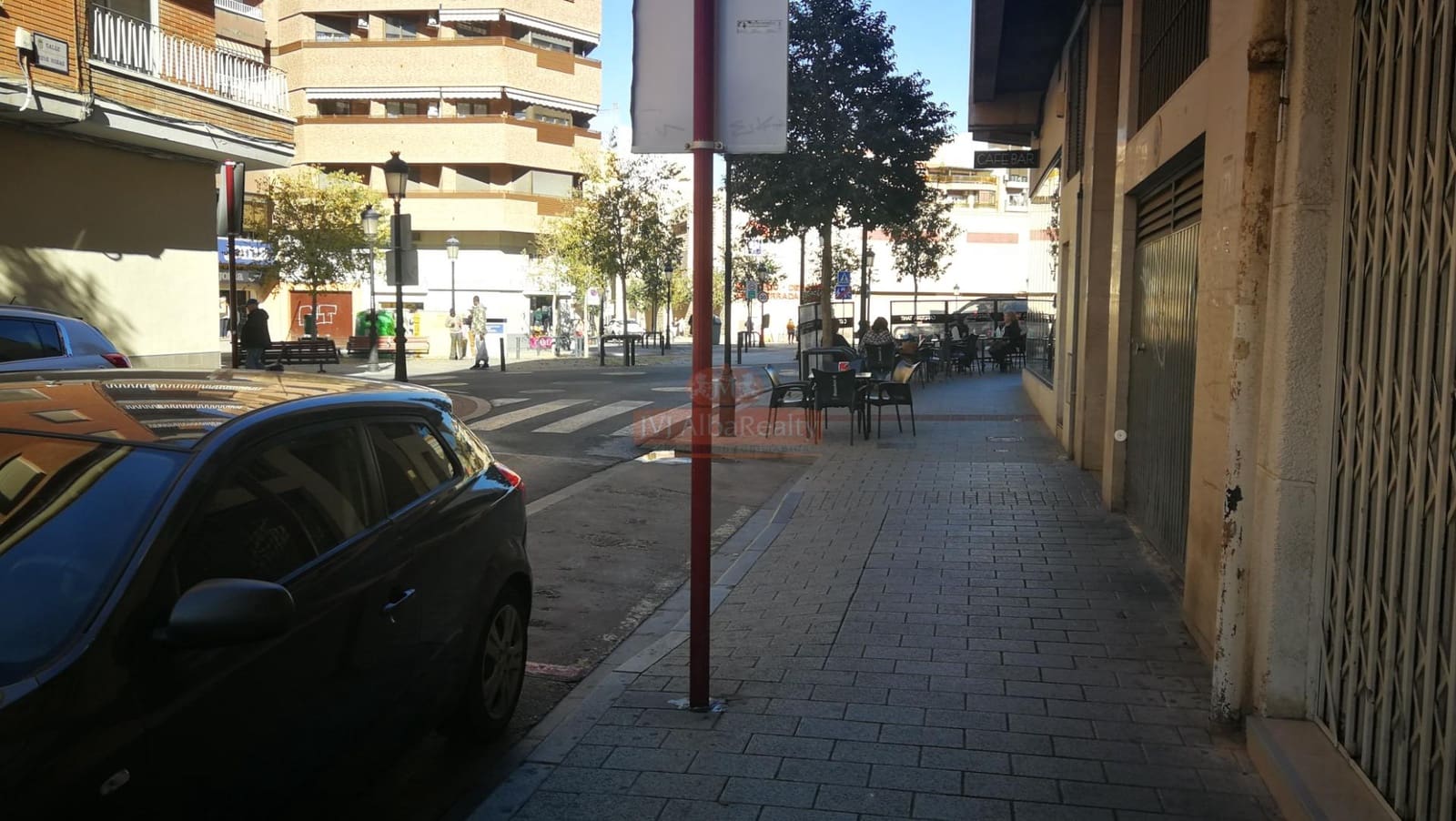 Commercial for rent in Albacete city - € 600 (Ref: 9723681)