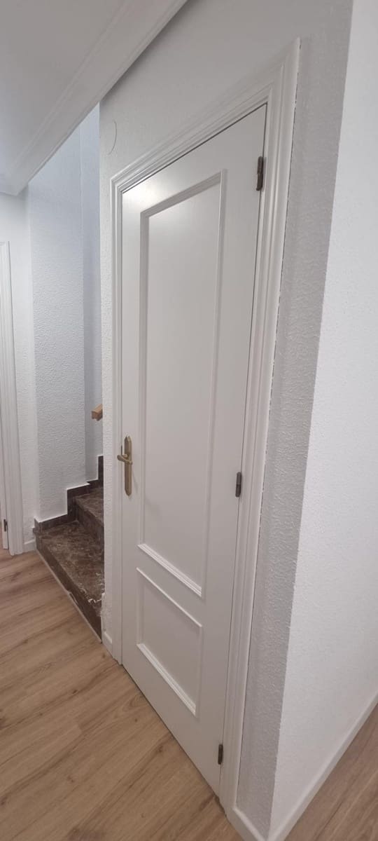 4 Zimmer Villa zu verkaufen in Albacete Stadt mit Garage - 285.000 € (Ref: 9723682)