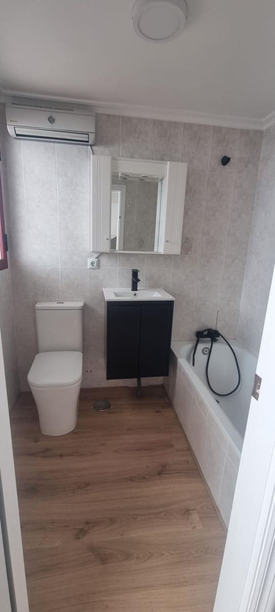 4 Zimmer Villa zu verkaufen in Albacete Stadt mit Garage - 285.000 € (Ref: 9723682)