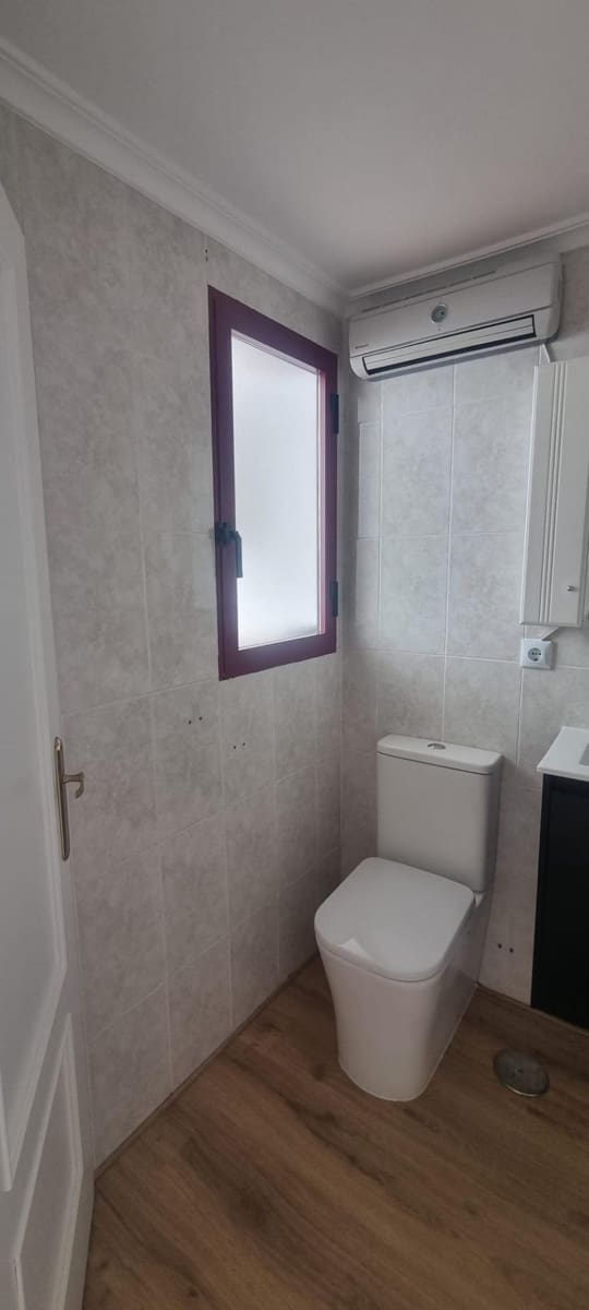 4 Zimmer Villa zu verkaufen in Albacete Stadt mit Garage - 285.000 € (Ref: 9723682)