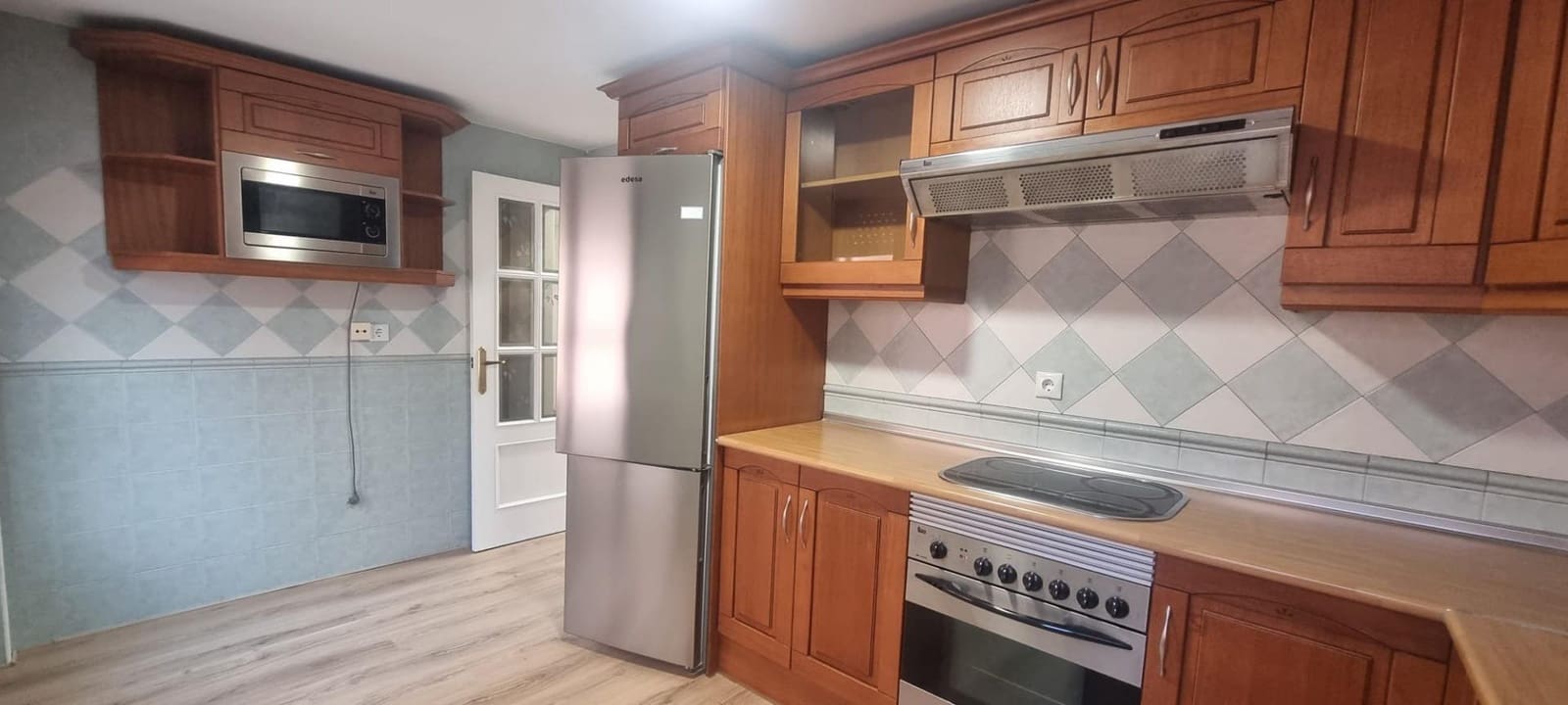 4 Zimmer Villa zu verkaufen in Albacete Stadt mit Garage - 285.000 € (Ref: 9723682)