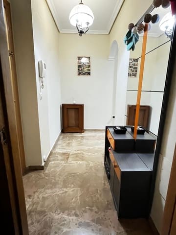 2 bedroom Apartment for sale in Industria, Albacete city with garage - € 250,000 (Ref: 9723683)