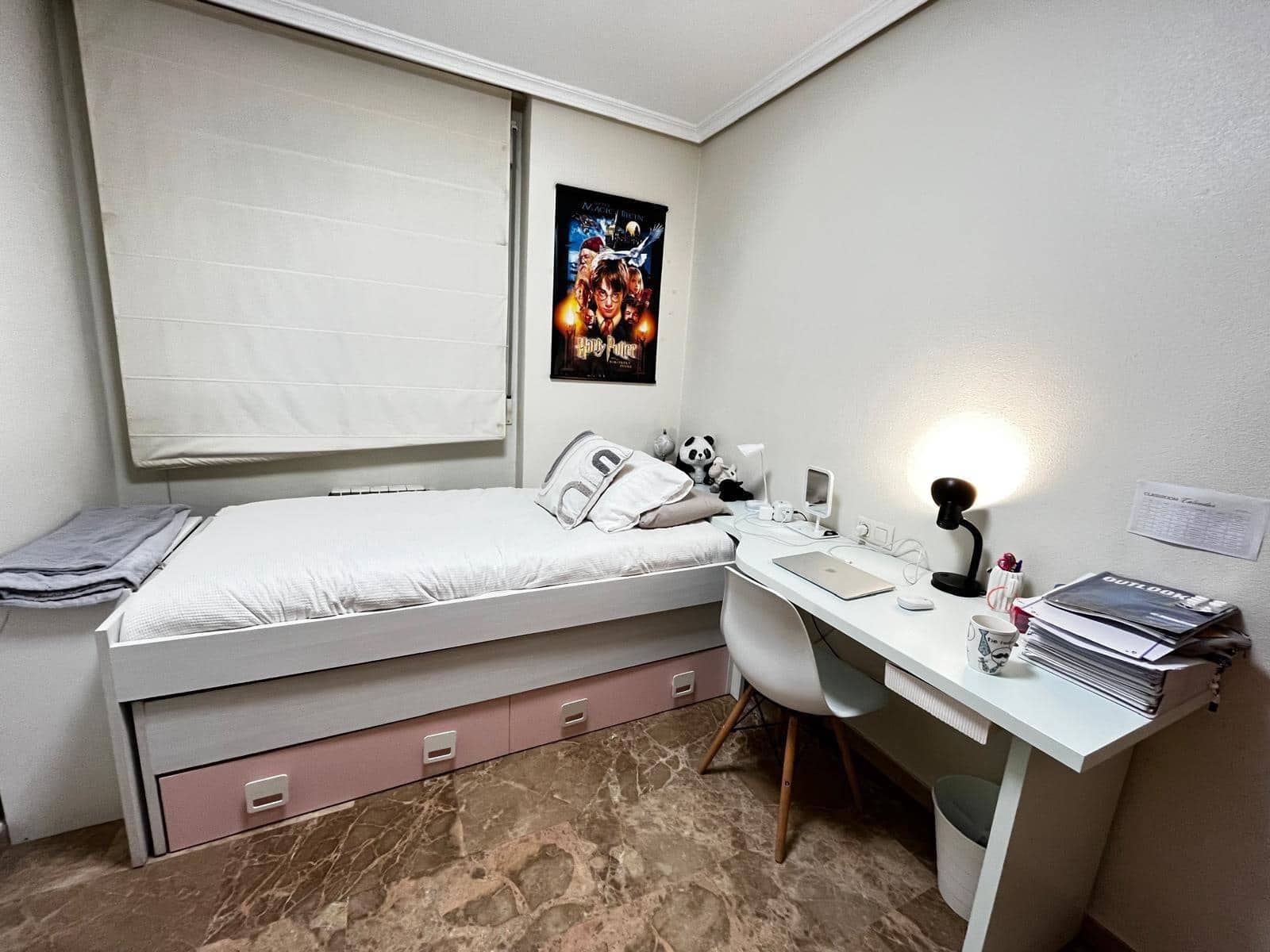 2 bedroom Apartment for sale in Albacete city with garage - € 250,000 (Ref: 9723683)