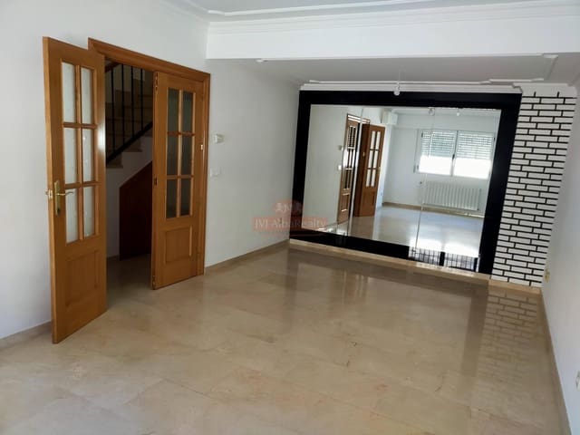 3 bedroom Terraced Villa for sale in Pozo Cañada with garage - € 140,000 (Ref: 9723684)