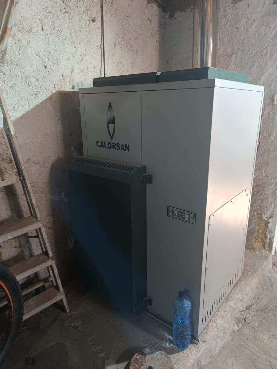 5 bedroom Villa for sale in Albacete city with garage - € 135,000 (Ref: 9723686)