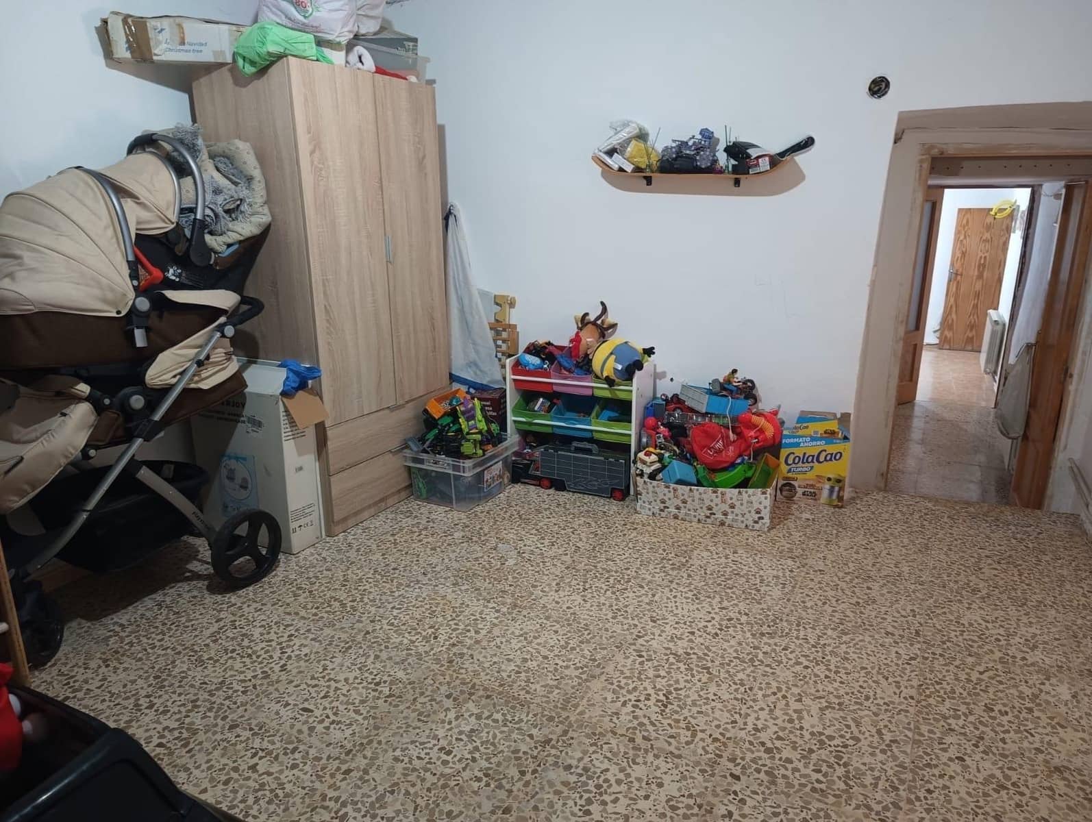 5 bedroom Villa for sale in Albacete city with garage - € 135,000 (Ref: 9723686)