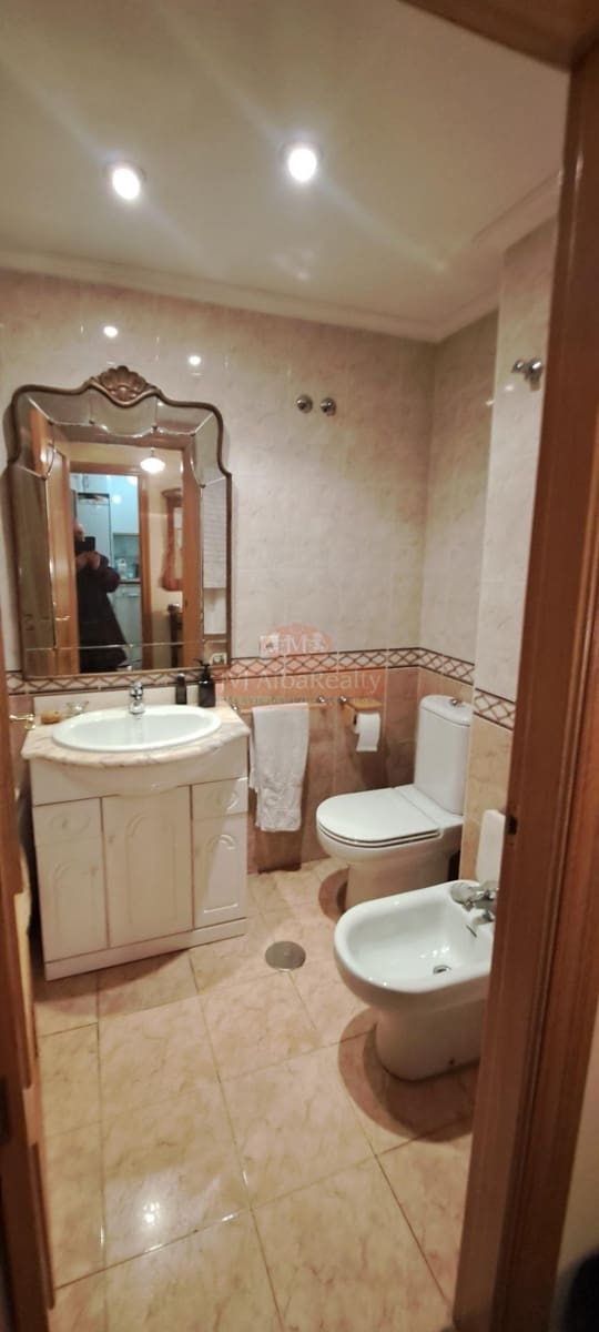 1 bedroom Apartment for sale in Albacete city with garage - € 185,000 (Ref: 9723691)