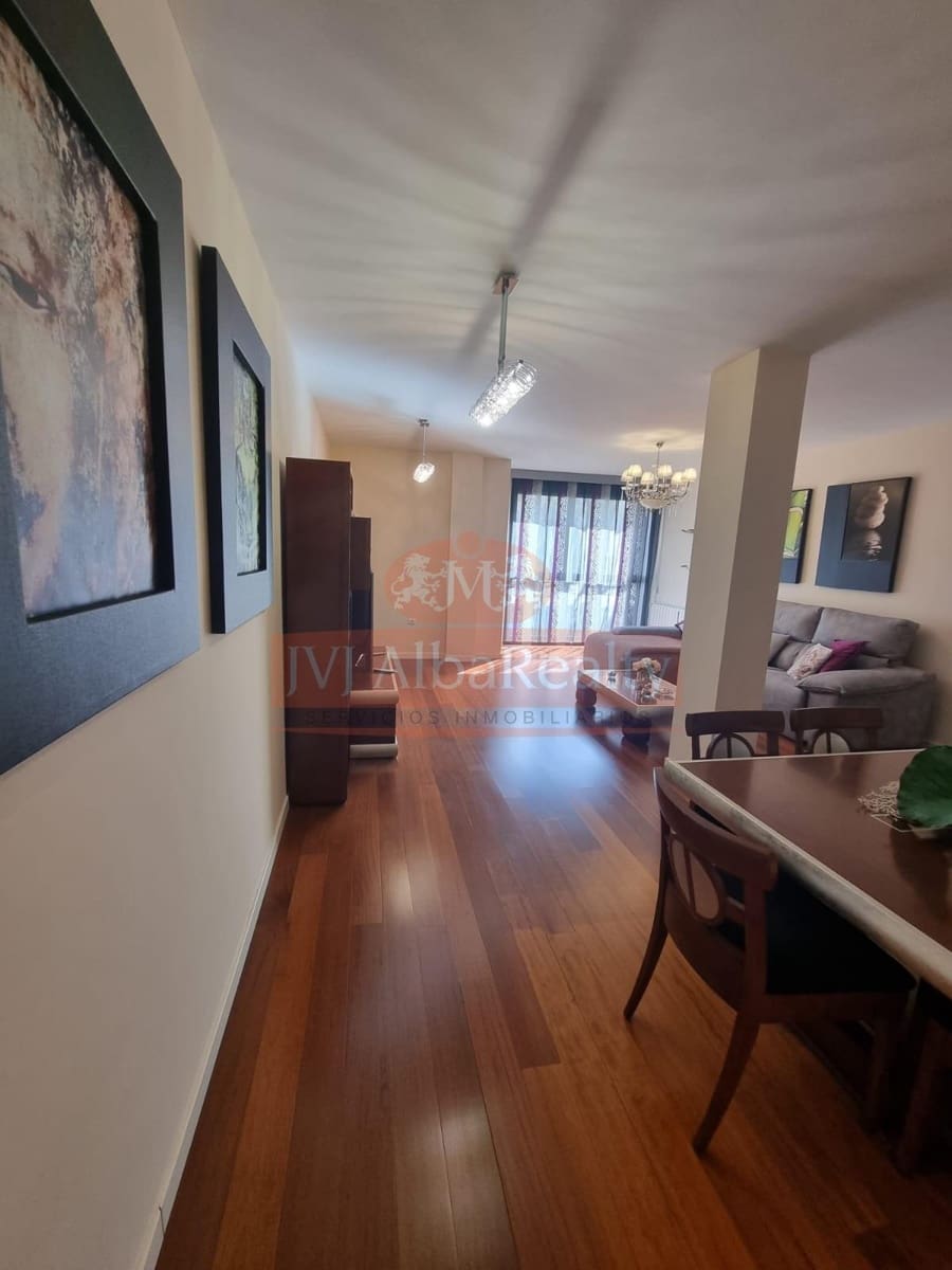 3 soveværelse Lejlighed til salg i Albacete by med garage - € 460.000 (Ref: 9723693)