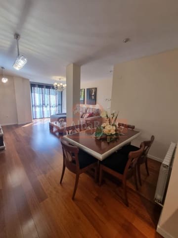 3 slaapkamer Flat te koop in Albacete stad met garage - € 460.000 (Ref: 9723693)