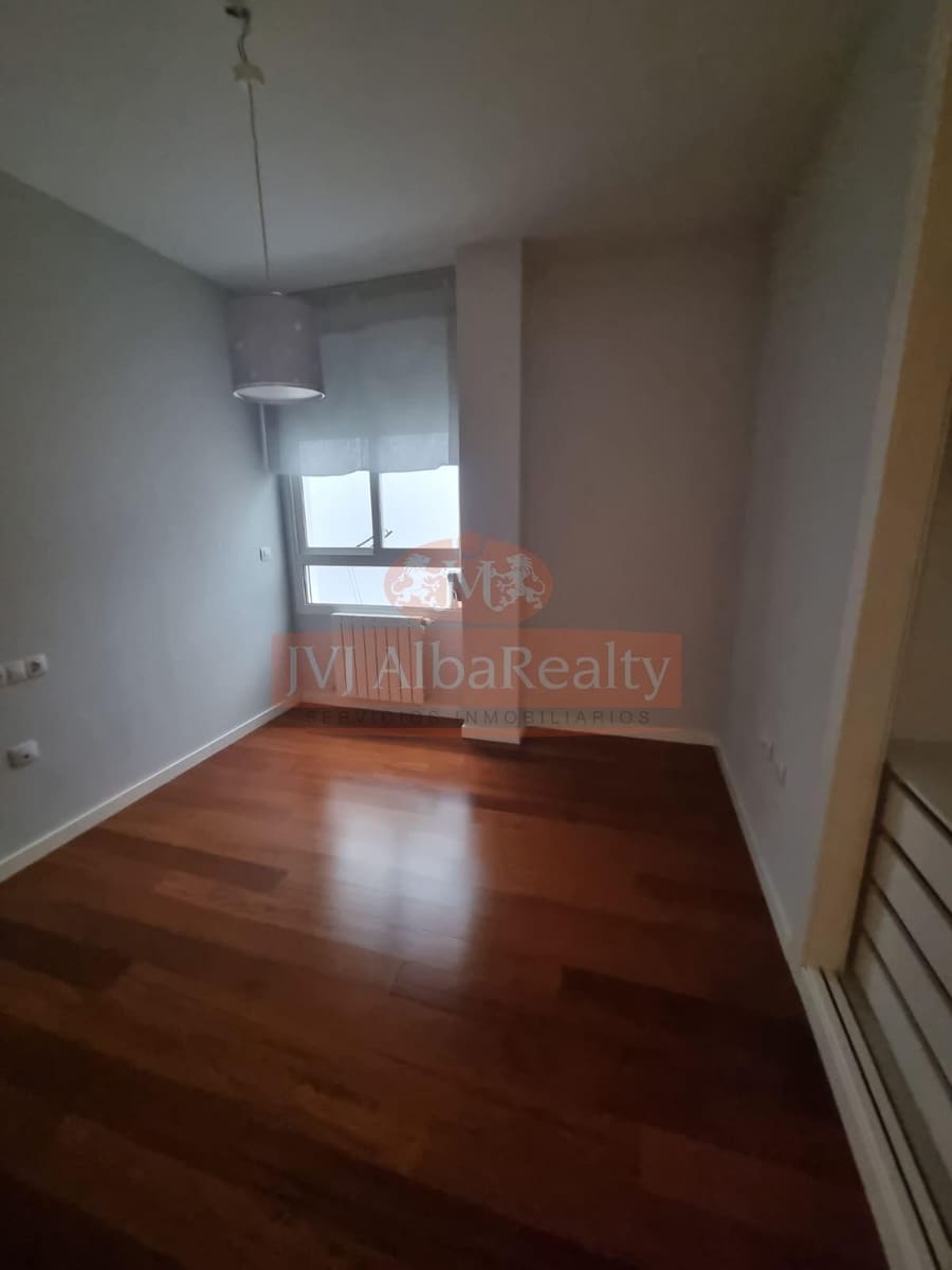 3 soveværelse Lejlighed til salg i Albacete by med garage - € 460.000 (Ref: 9723693)