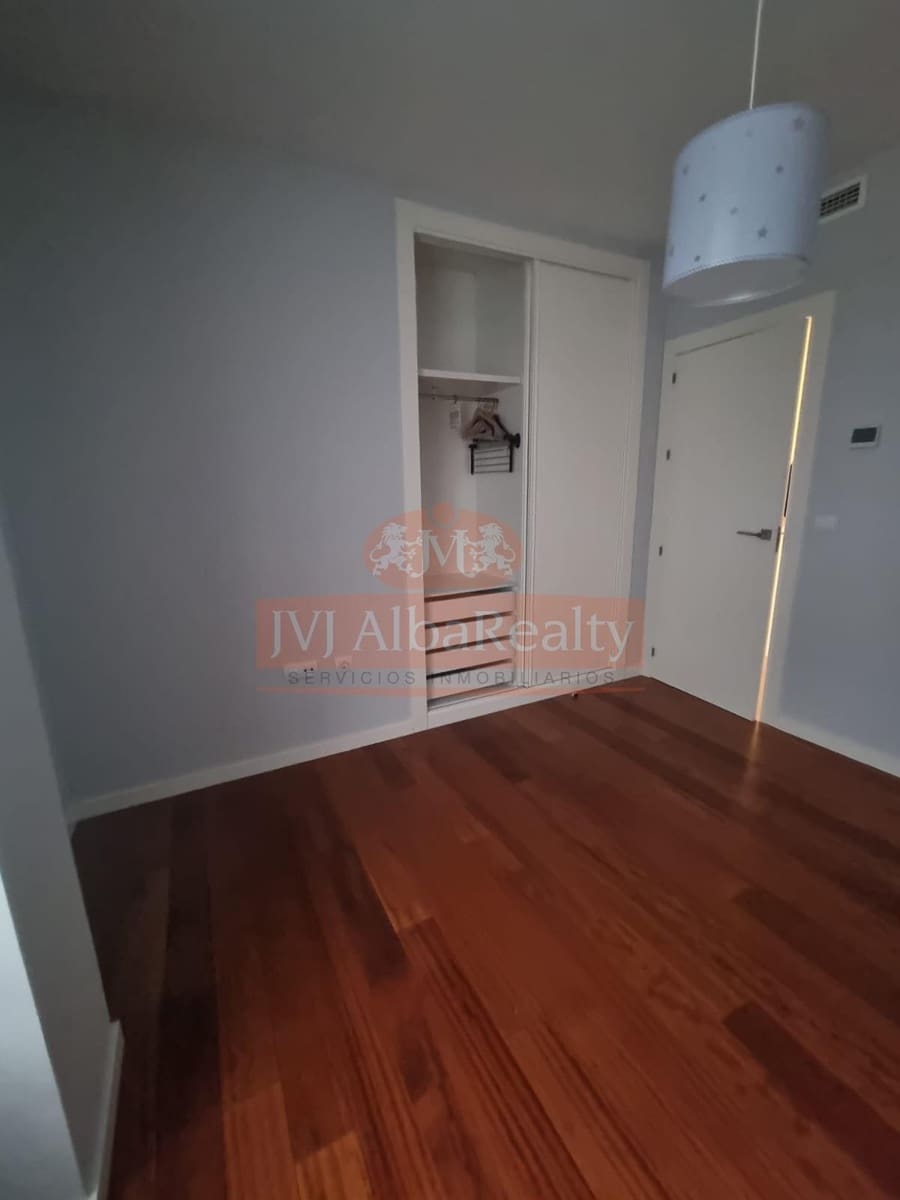 3 soveværelse Lejlighed til salg i Albacete by med garage - € 460.000 (Ref: 9723693)