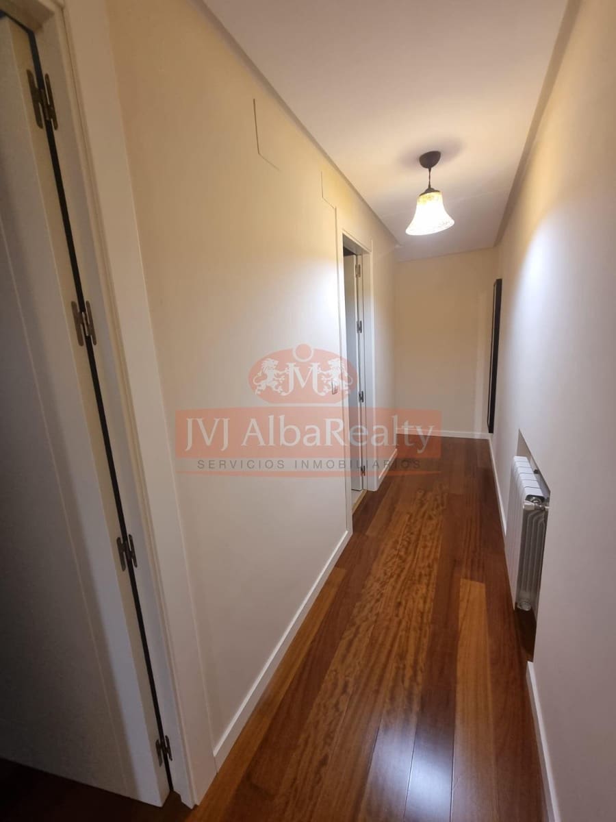 3 soveværelse Lejlighed til salg i Albacete by med garage - € 460.000 (Ref: 9723693)