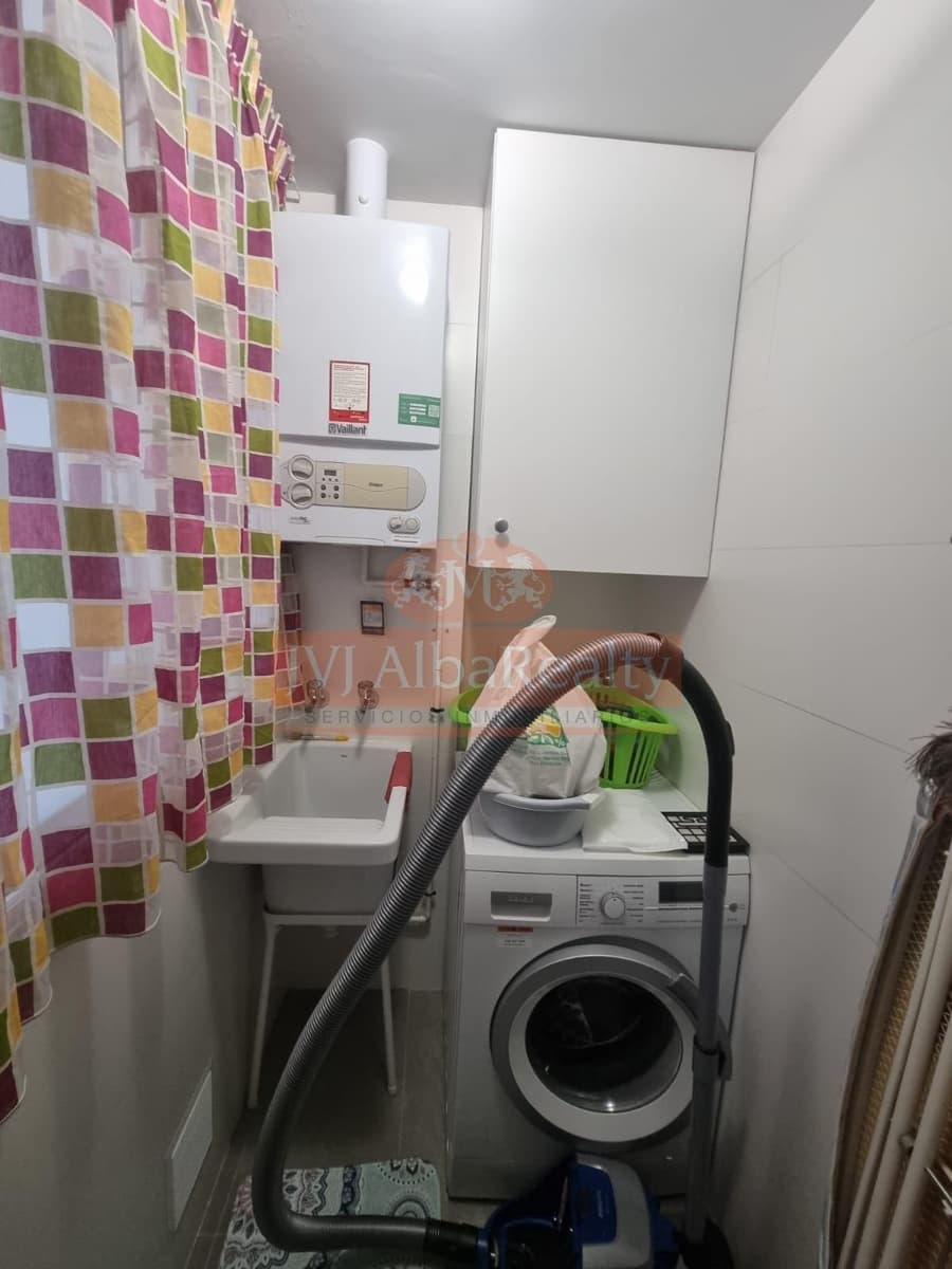 3 soveværelse Lejlighed til salg i Albacete by med garage - € 460.000 (Ref: 9723693)