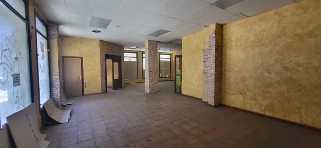 Comercial para venda em Albacete cidade - 143 000 € (Ref: 9723694)