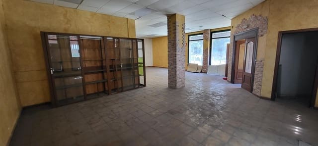 Comercial para venda em Albacete cidade - 143 000 € (Ref: 9723694)