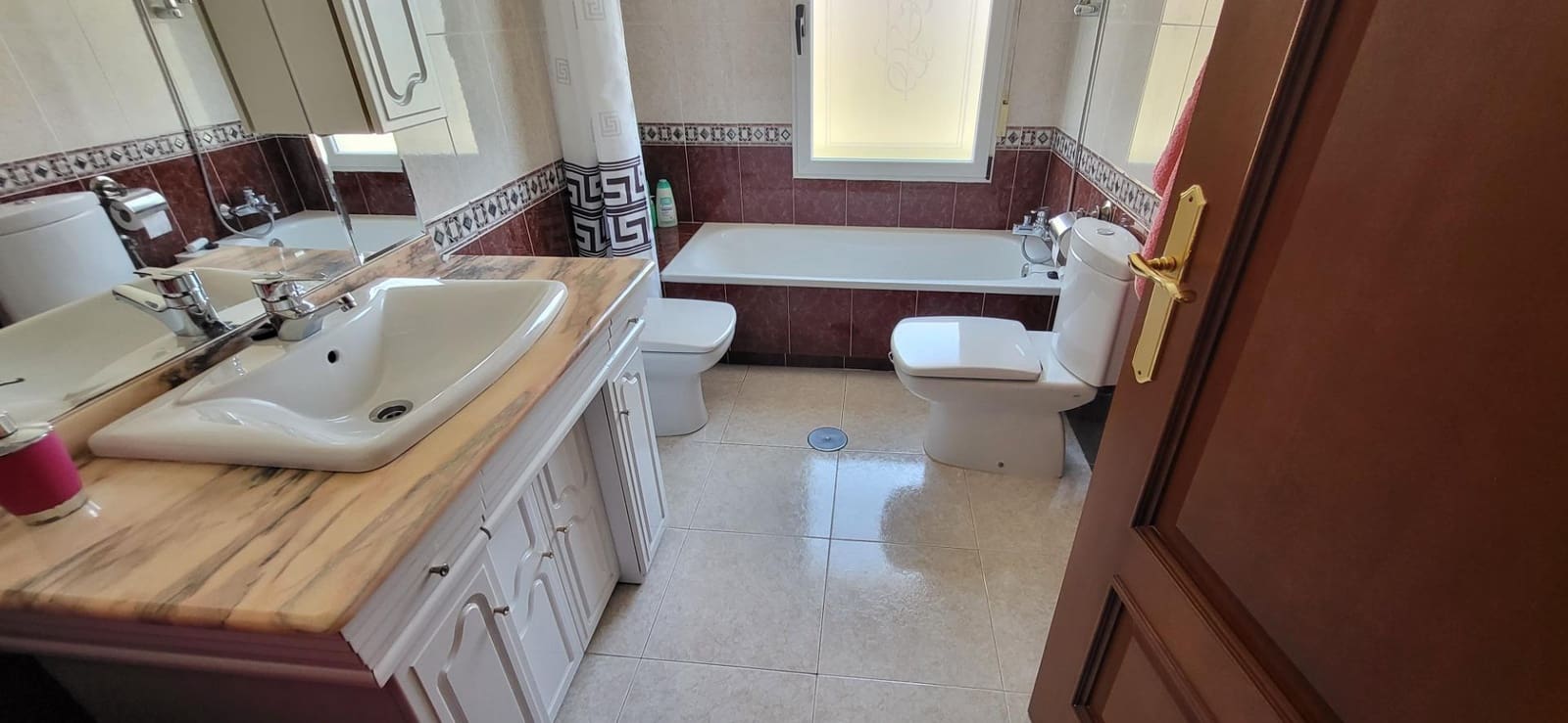 5 bedroom Villa for sale in Albacete city with pool garage - € 1,350,000 (Ref: 9723696)