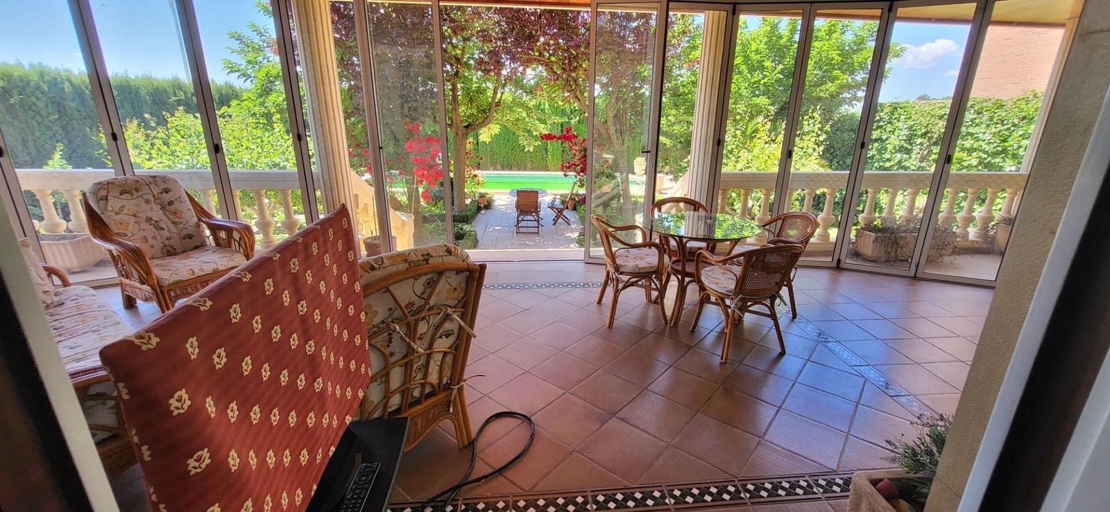 5 bedroom Villa for sale in Albacete city with pool garage - € 1,350,000 (Ref: 9723696)