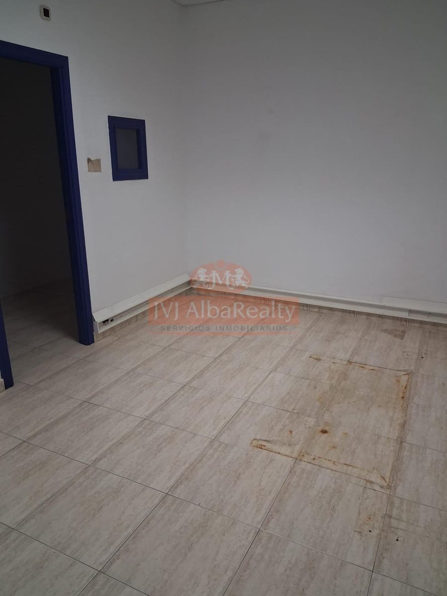 Commercial for rent in Albacete city - € 4,000 (Ref: 9723697)
