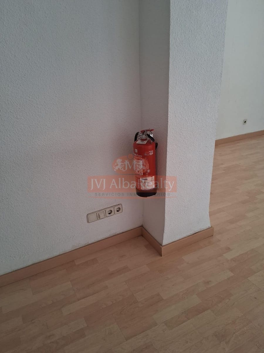 Commercial for rent in Albacete city - € 4,000 (Ref: 9723697)