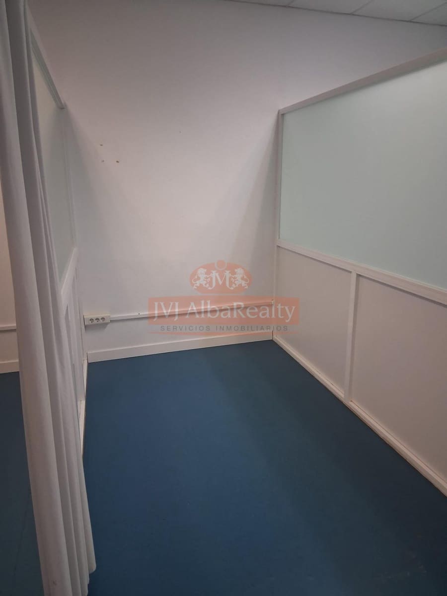 Commercial for rent in Albacete city - € 4,000 (Ref: 9723697)