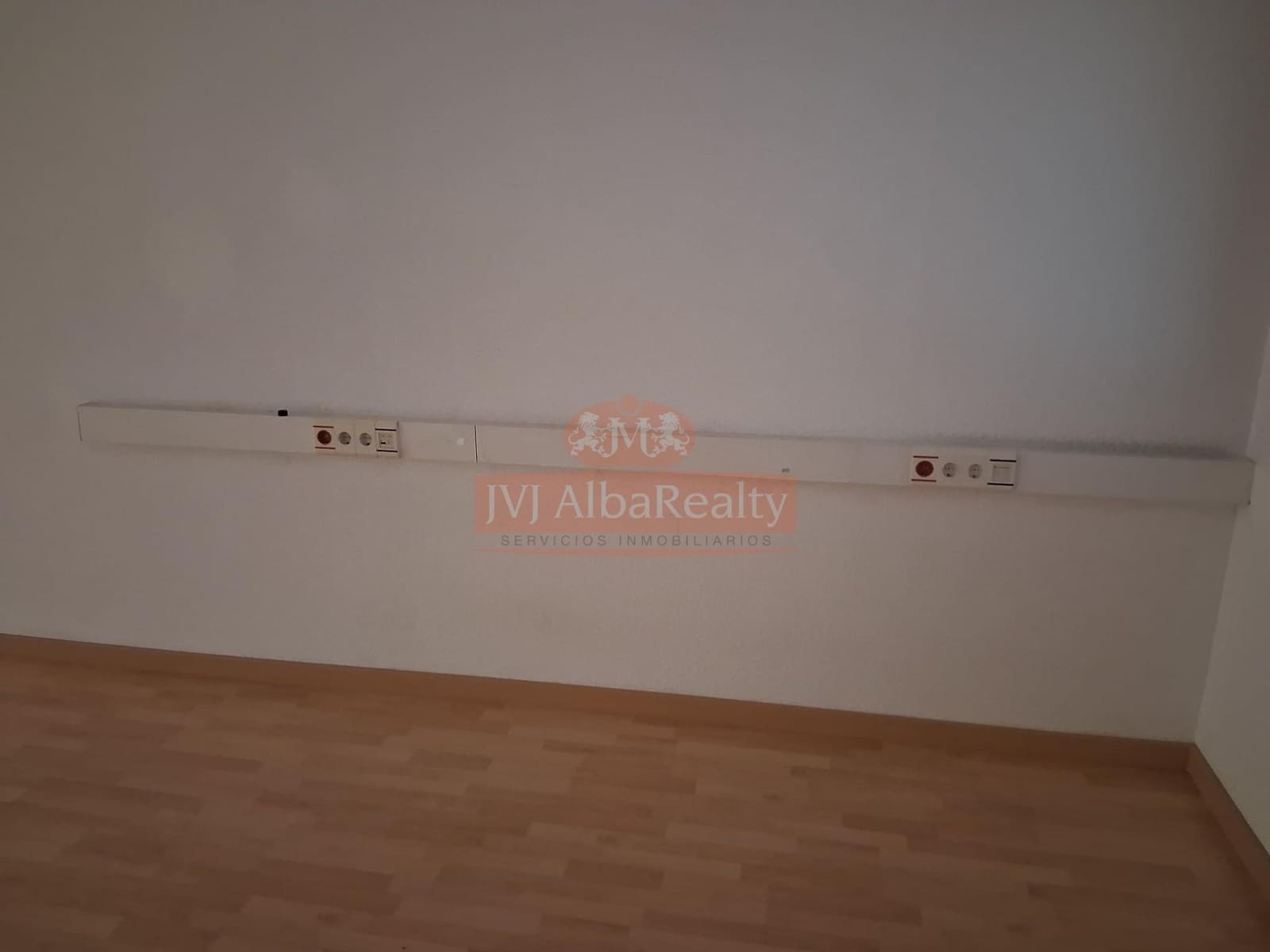 Commercial for rent in Albacete city - € 4,000 (Ref: 9723697)