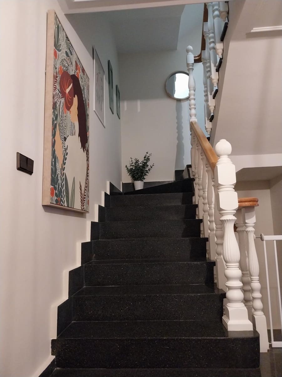 4 bedroom Villa for sale in Albacete city with pool garage - € 695,000 (Ref: 9723698)