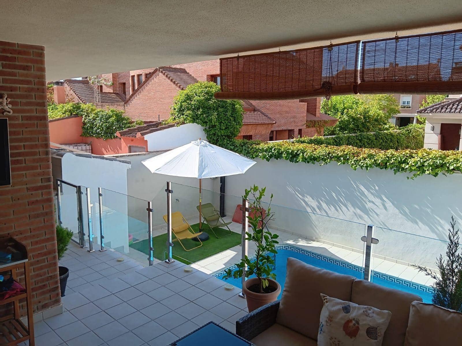 4 bedroom Villa for sale in Albacete city with pool garage - € 695,000 (Ref: 9723698)