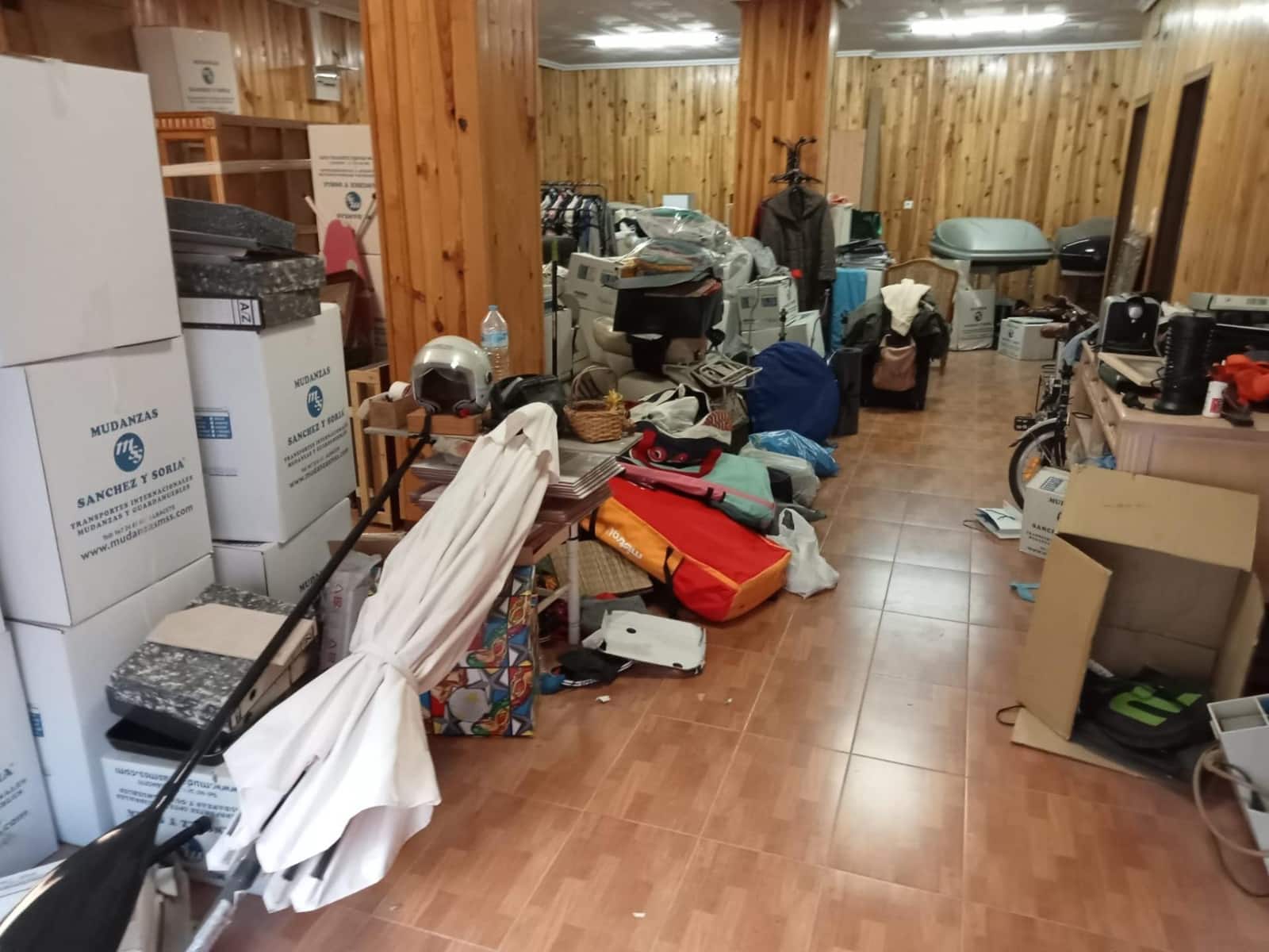 2 bedroom Commercial for sale in Albacete city - € 99,000 (Ref: 9723699)