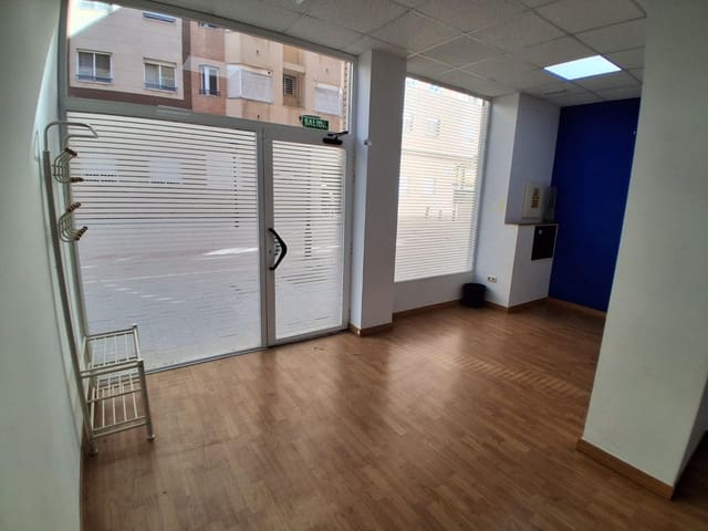 Commercial for sale in Albacete city - € 200,000 (Ref: 9723700)