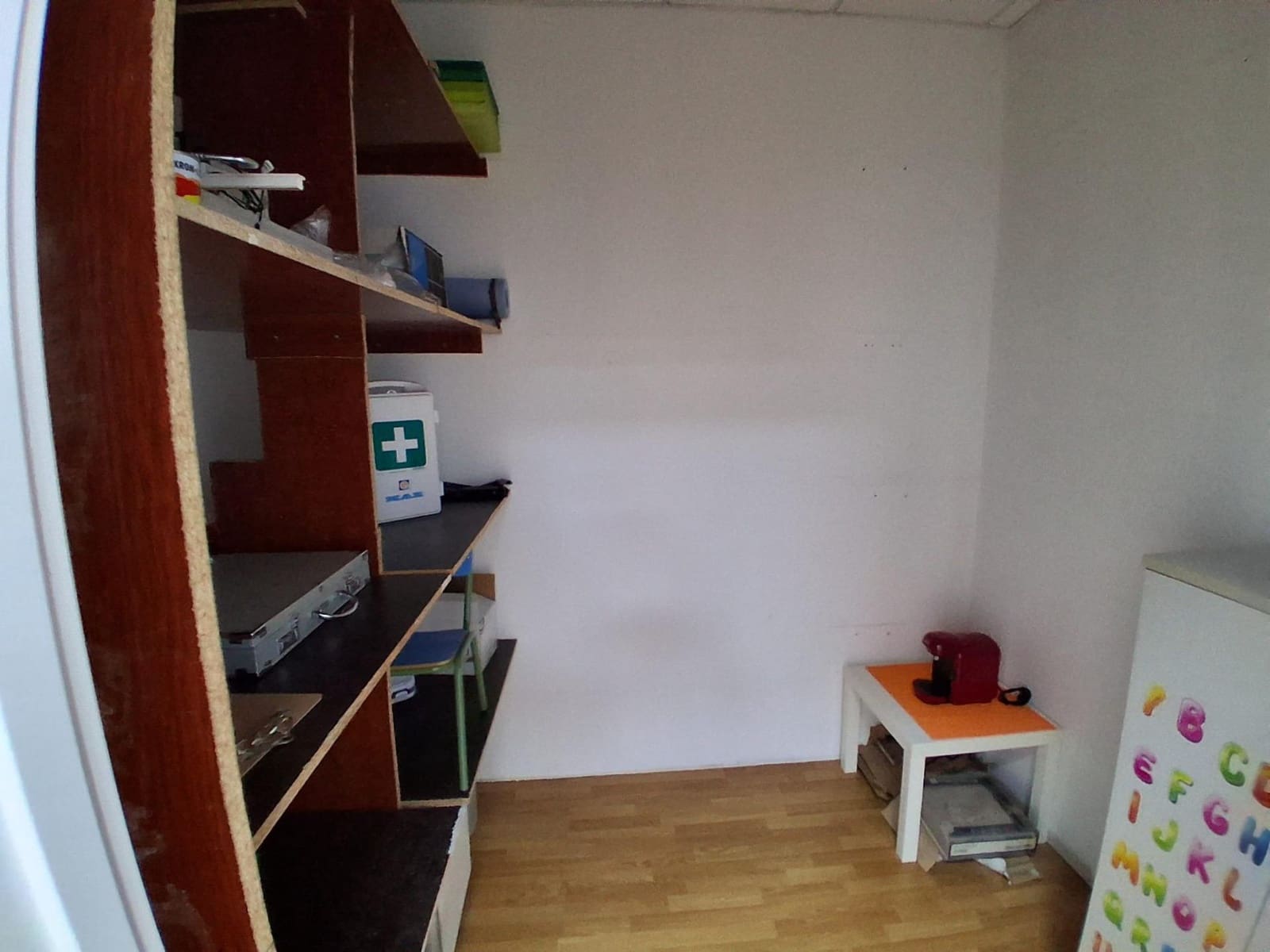 Commercial for sale in Albacete city - € 200,000 (Ref: 9723700)