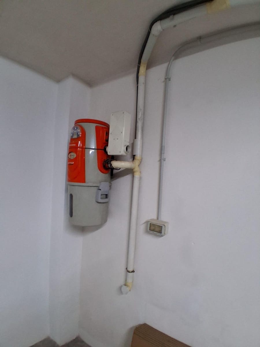 3 bedroom Terraced Villa for sale in La Gineta with garage - € 200,000 (Ref: 9723701)