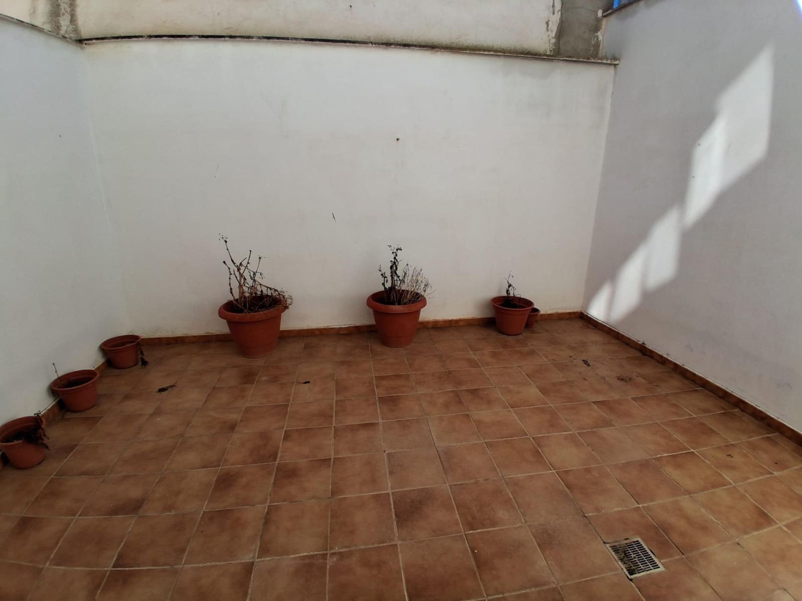 3 bedroom Terraced Villa for sale in La Gineta with garage - € 200,000 (Ref: 9723701)