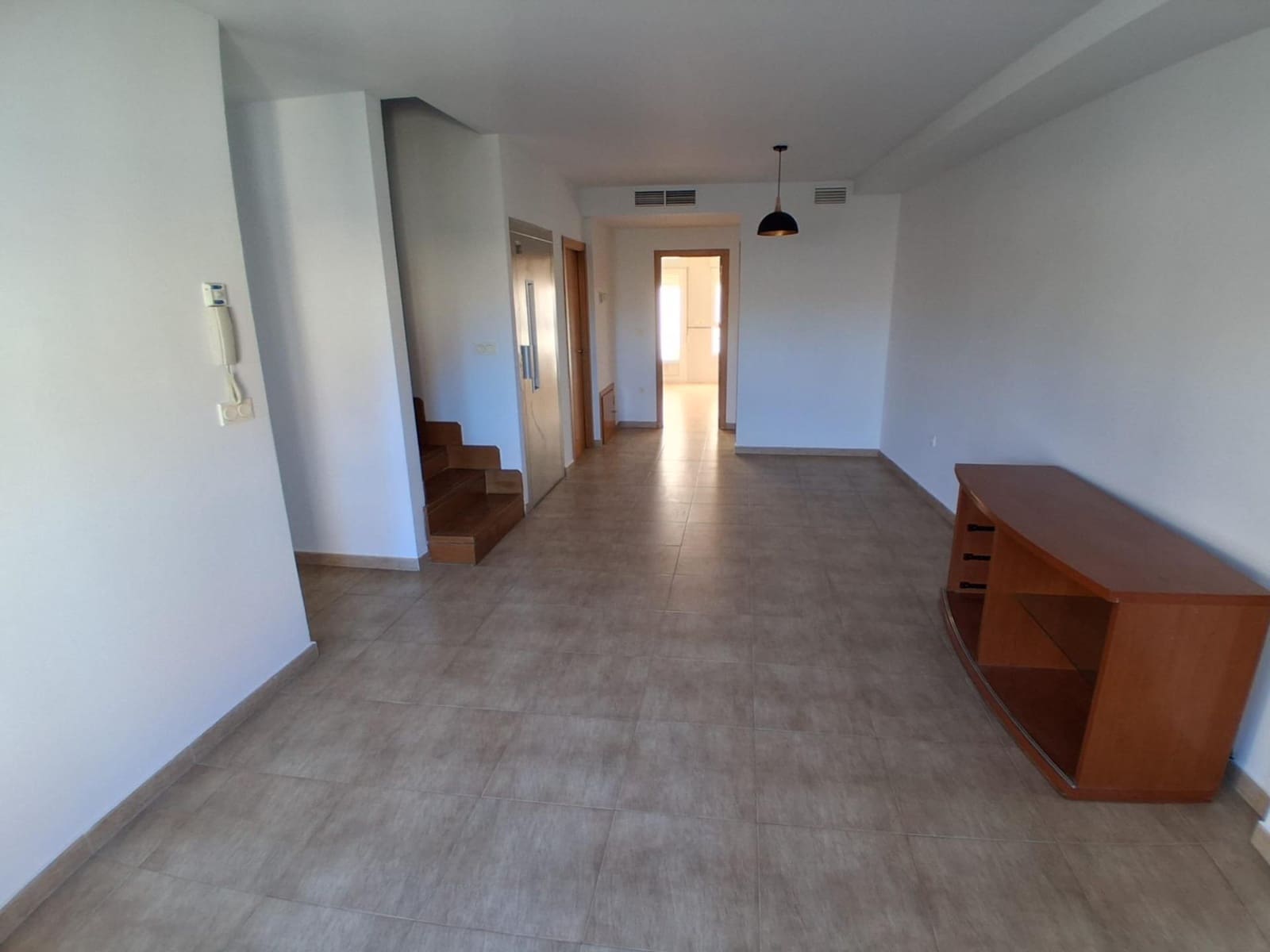 3 bedroom Terraced Villa for sale in La Gineta with garage - € 200,000 (Ref: 9723701)