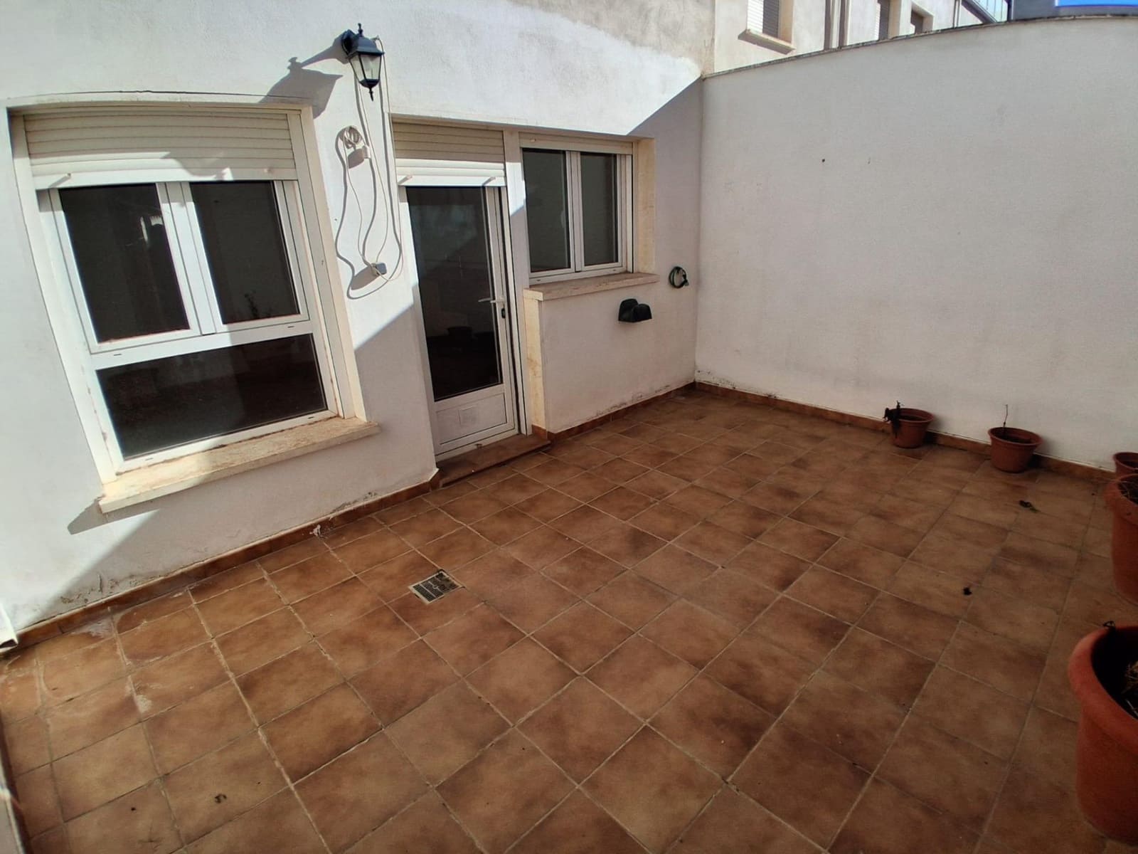 3 bedroom Terraced Villa for sale in La Gineta with garage - € 200,000 (Ref: 9723701)