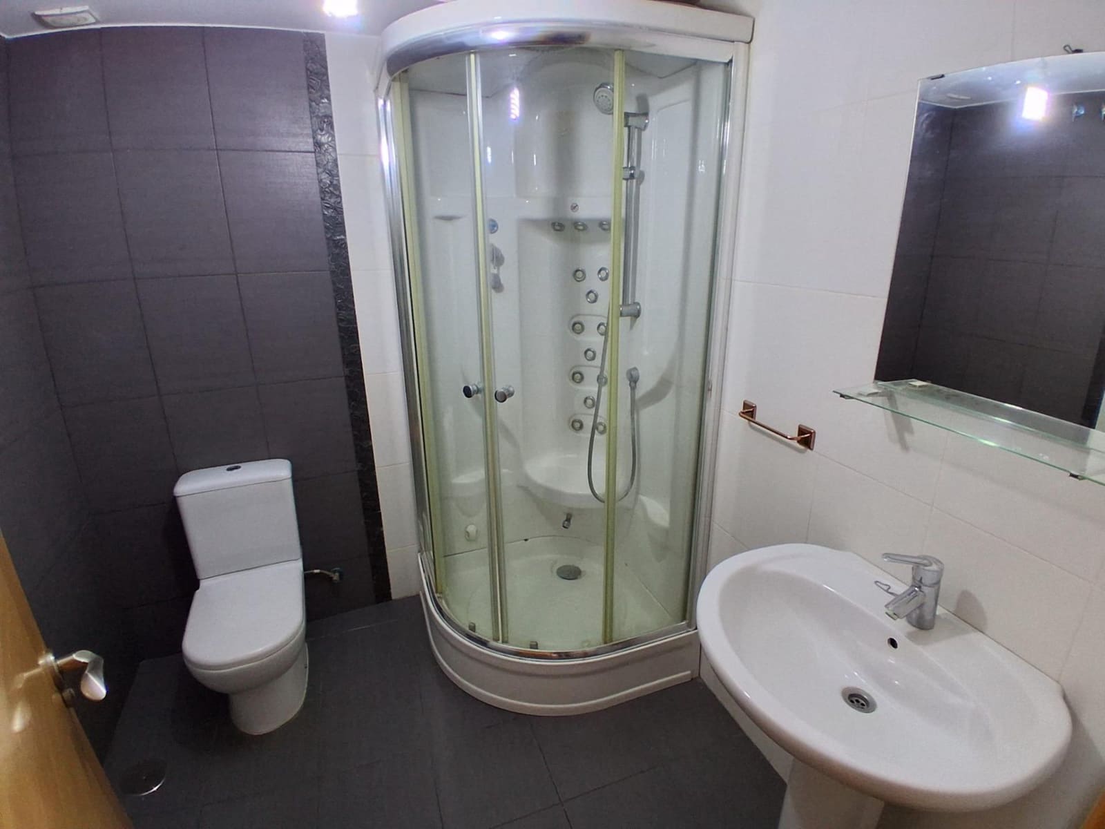 3 bedroom Terraced Villa for sale in La Gineta with garage - € 200,000 (Ref: 9723701)