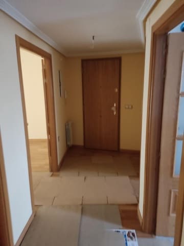 4 Zimmer Wohnung zu verkaufen in Albacete Stadt mit Garage - 380.000 € (Ref: 9723702)