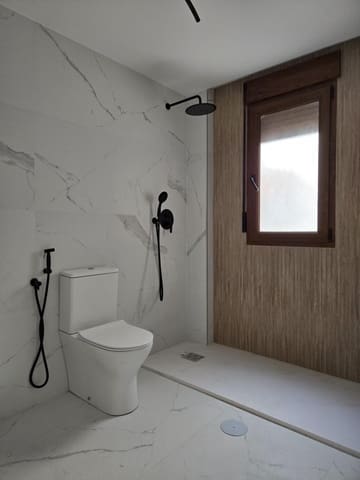 3 bedroom Penthouse for sale in La Roda with garage - € 228,000 (Ref: 9723704)