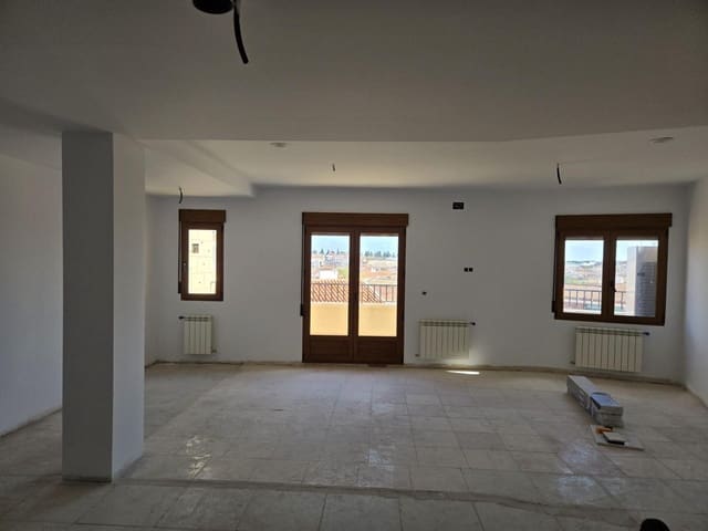 3 bedroom Penthouse for sale in La Roda with garage - € 228,000 (Ref: 9723704)