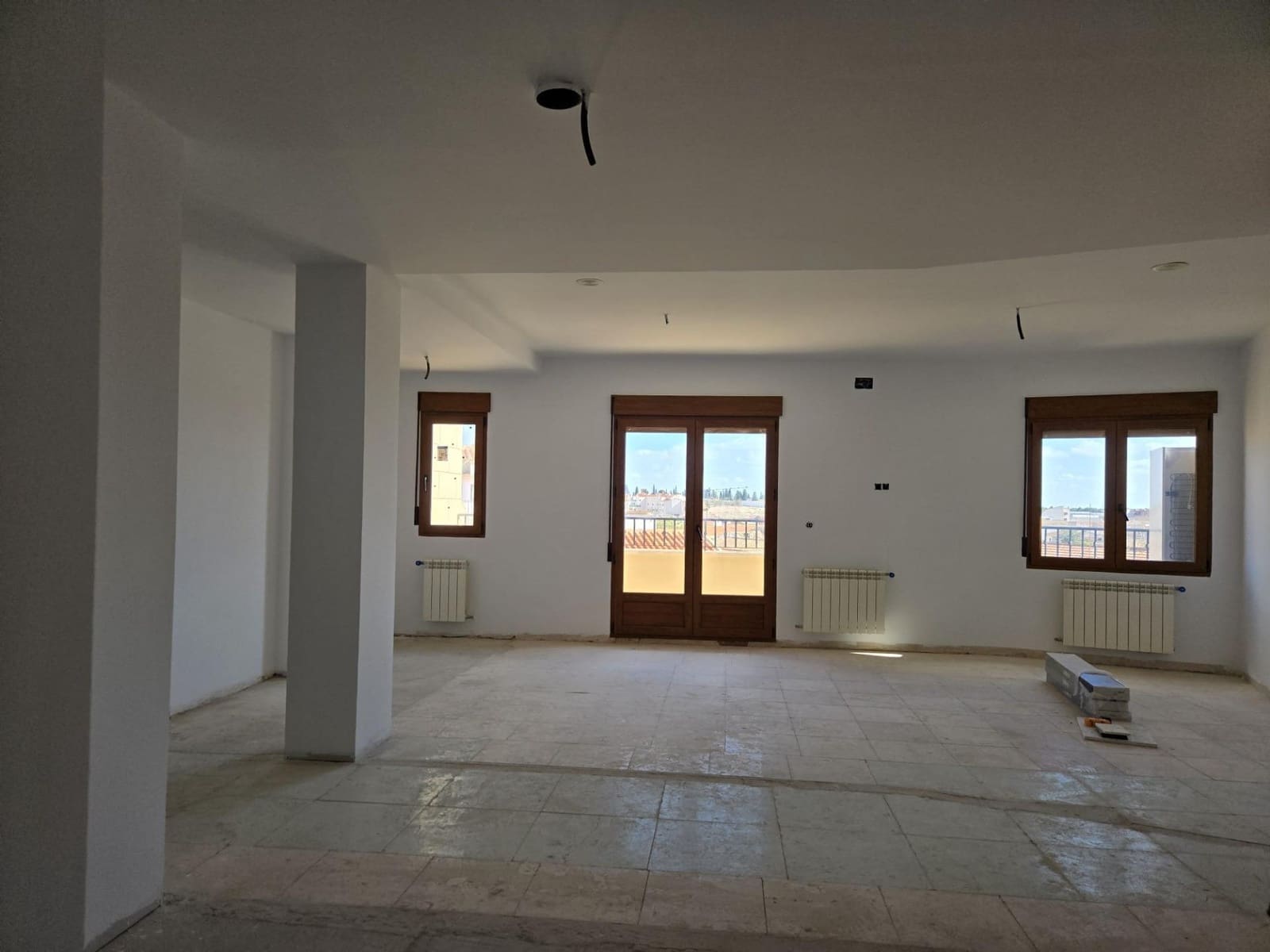 3 bedroom Penthouse for sale in La Roda with garage - € 228,000 (Ref: 9723704)