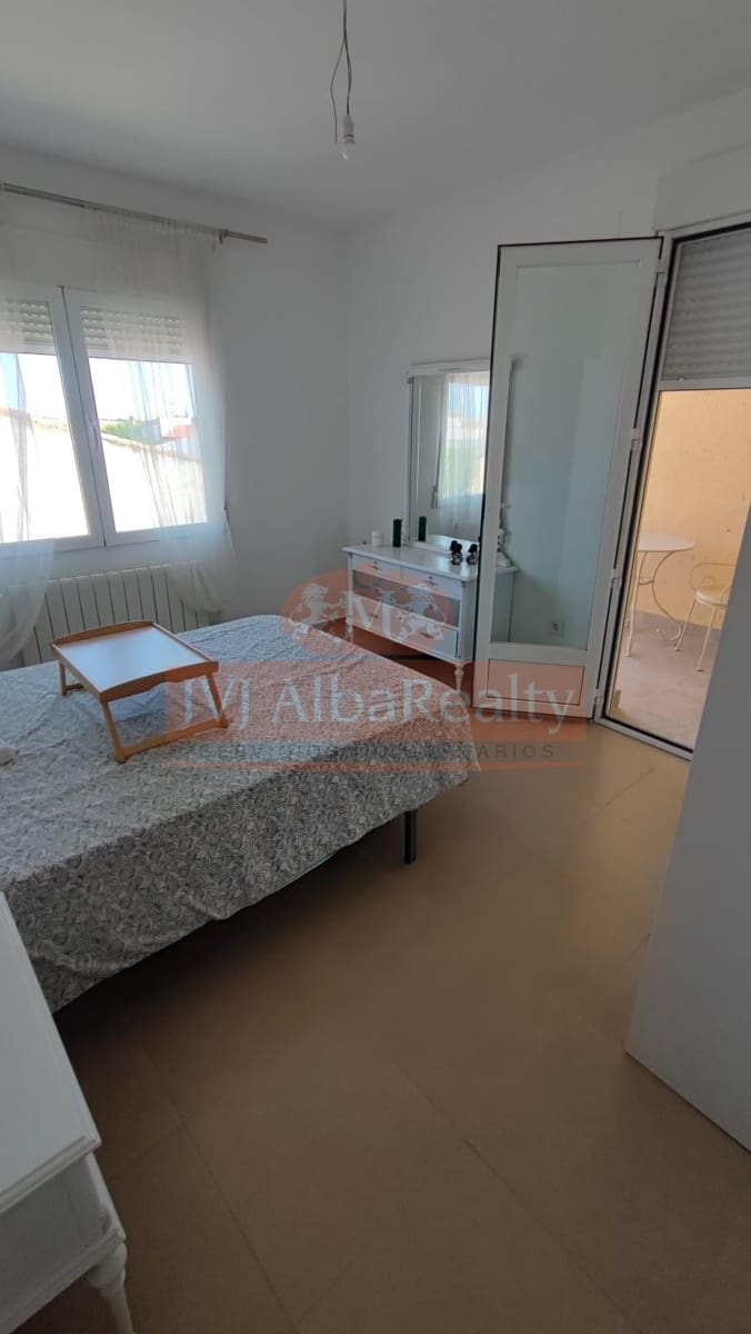 3 bedroom Terraced Villa for sale in Motilleja with garage - € 175,000 (Ref: 9723706)