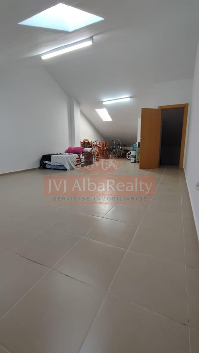 3 bedroom Terraced Villa for sale in Motilleja with garage - € 175,000 (Ref: 9723706)