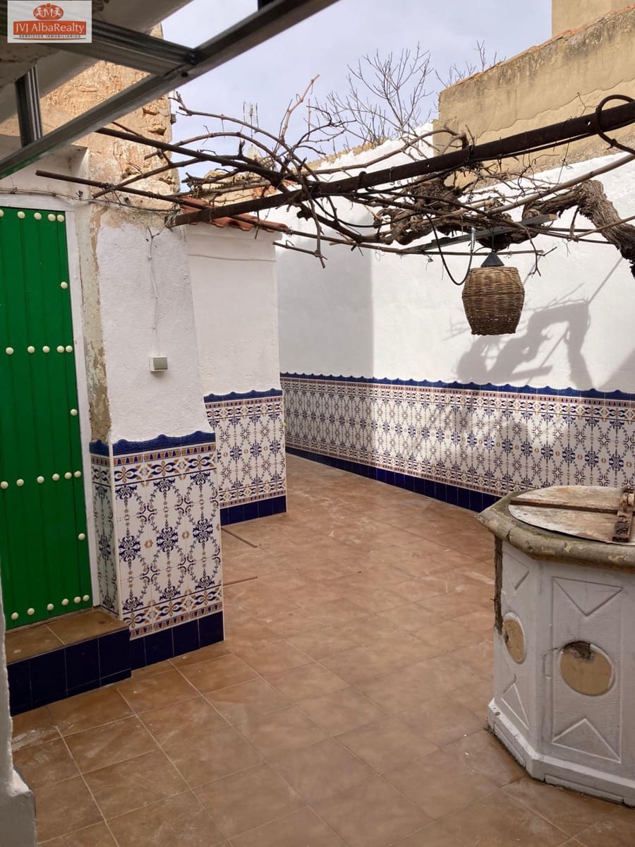 3 bedroom Finca/Country House for sale in Casas de Juan Nunez - € 80,000 (Ref: 9723708)