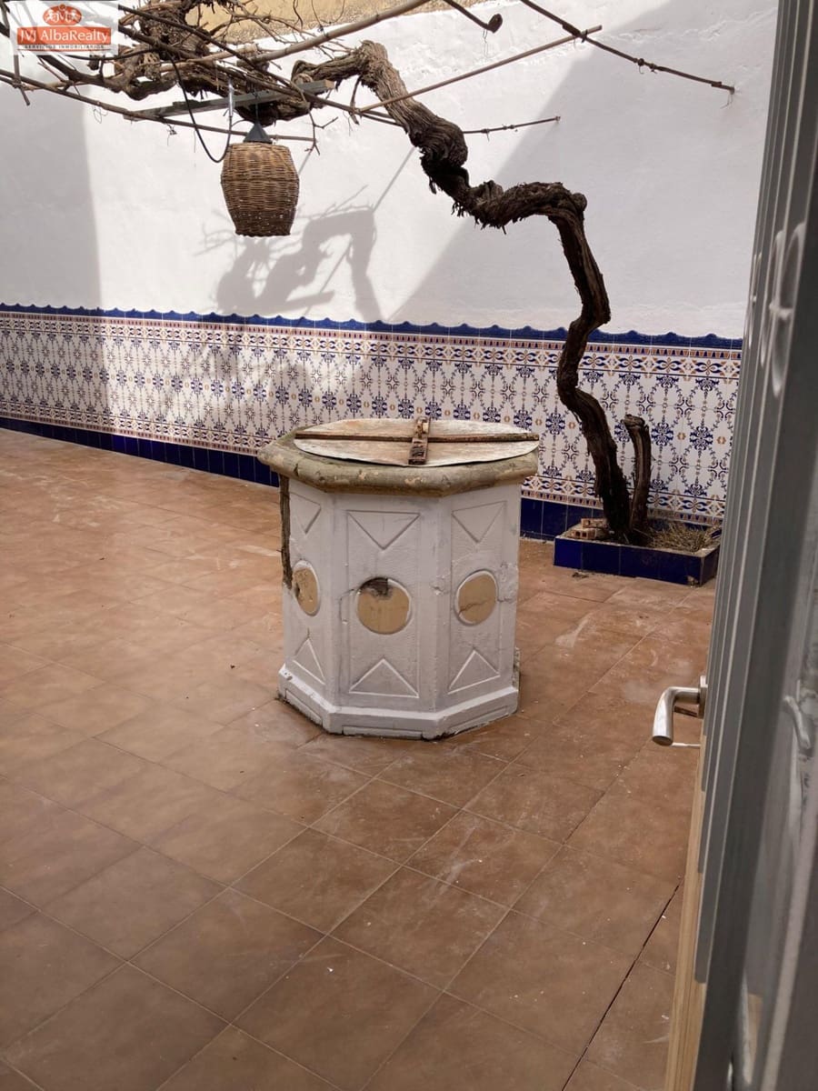 3 bedroom Finca/Country House for sale in Casas de Juan Nunez - € 80,000 (Ref: 9723708)