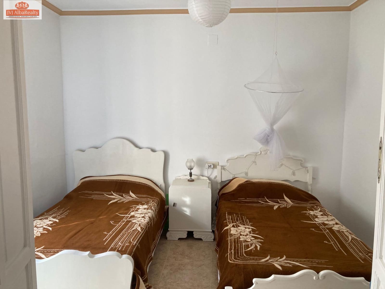 3 bedroom Finca/Country House for sale in Casas de Juan Nunez - € 80,000 (Ref: 9723708)